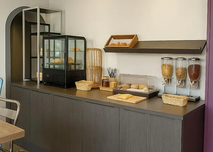 Elisabeth Gare Sncf Клермон-Ферран