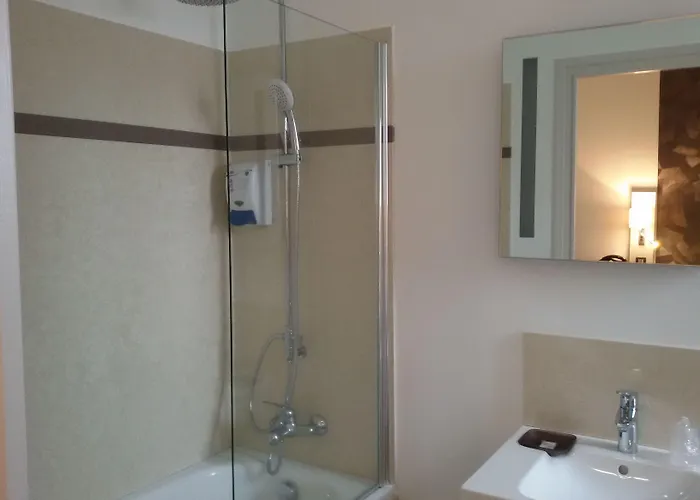 Отель Elisabeth Gare Sncf Клермон-Ферран